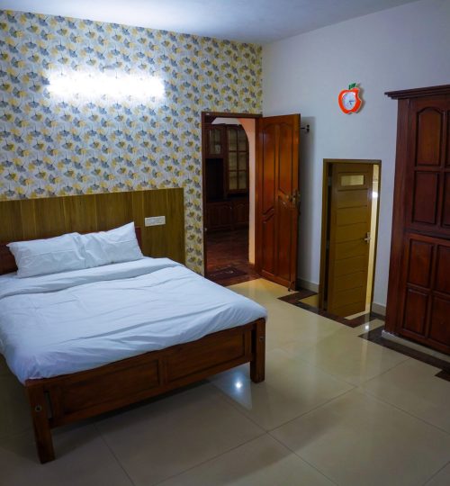 Gallery Fully furnished guest bedroom